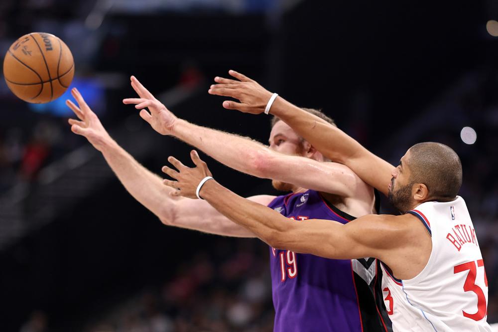 参与到中场 参与到中场