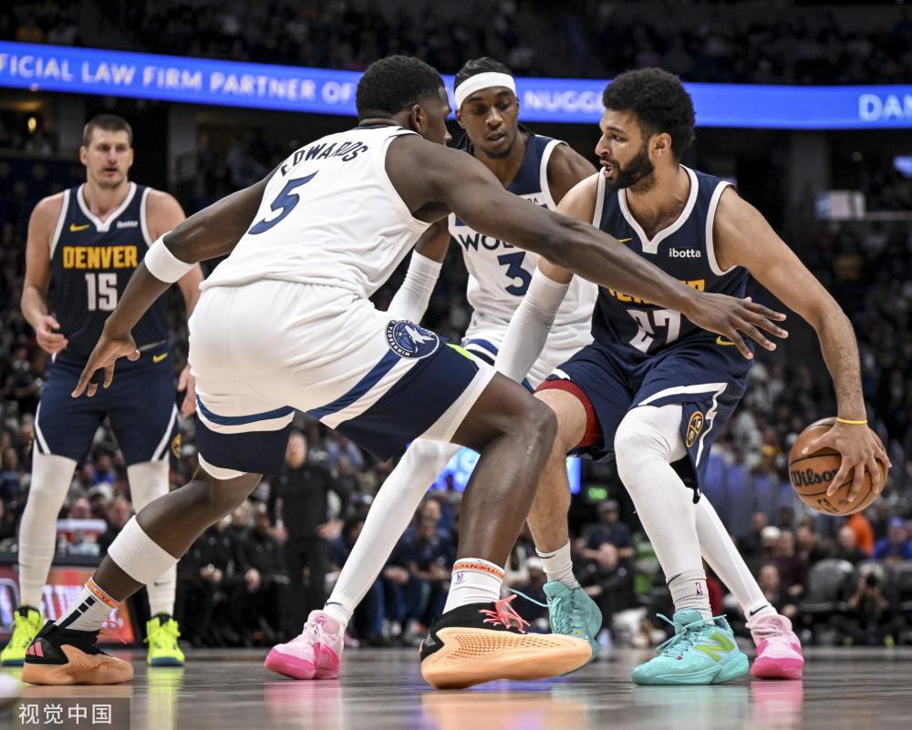 剐蹭甚至追 剐蹭甚至追