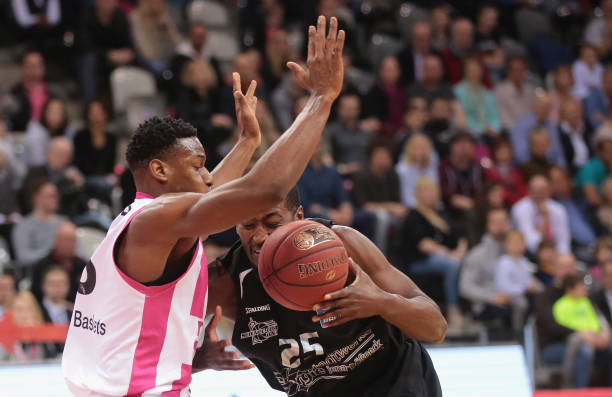 还是团队合 还是团队合